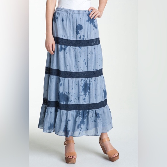 Michael Kors Washed Blue Tie Dye Crochet Maxi Skirt
 Blue Tie-Dye Maxi Skirt - Picture 12 of 12